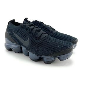 Nike Women's Air Vapormax Flyknit 3 Running Shoes